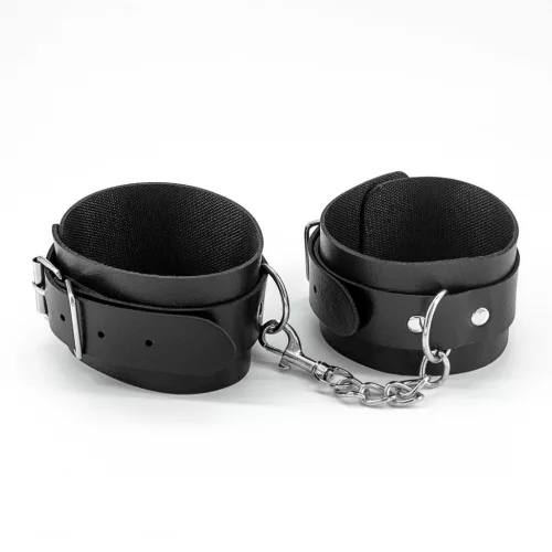 Punisher BDSM szett 8 részes állítható fém és műbőr fekete