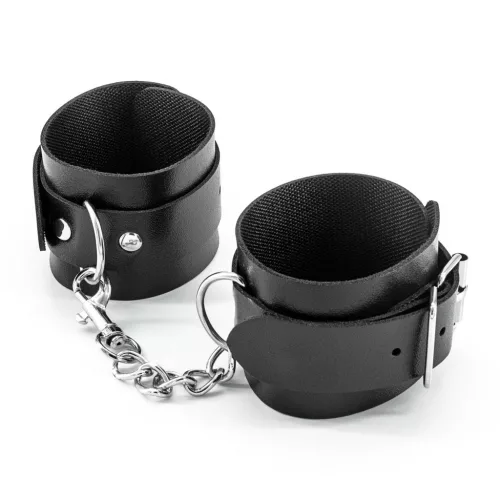Punisher BDSM szett 8 részes állítható fém és műbőr fekete