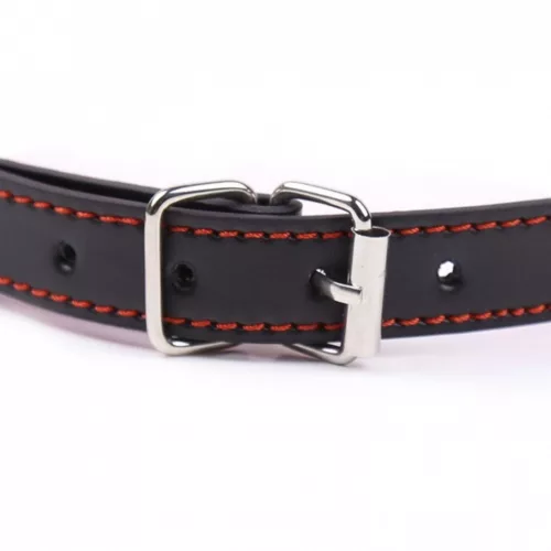 Kinky Pleasure Szilikonos Csontkengyel Állítható Pánttal Fekete