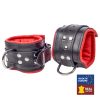 Párnázott bőrbilincs – fekete-piros intim kiegészítő