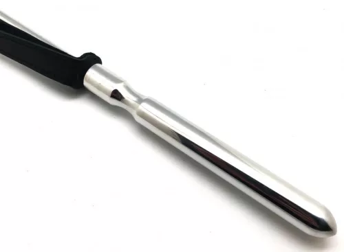 Whip - Prémium fém-bőr korbács 70,5 cm hosszú