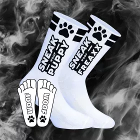   SNEAKFREAXX - prémium kutyás zoknik feketében és fehérben