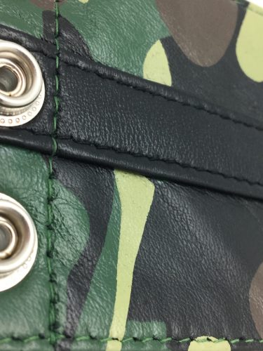 Bőr csuklópánt - Camouflage - cipzárral