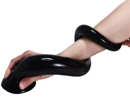 Dildo Tail Flex M – rugalmas, prémium fekete dildó