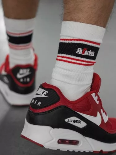 White Socks Sk8erboy Deluxe – stílusos fehér-piros zokni