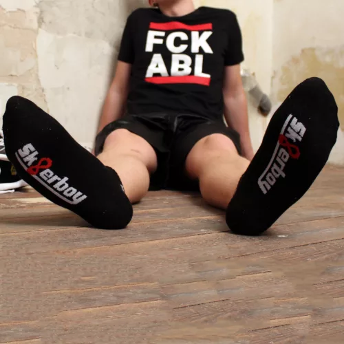 Sk8erboy – fekete negyed zokni a stílusos megjelenésért