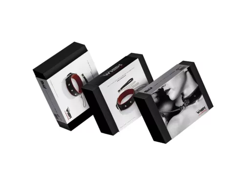 Whips Női nyakörv szegecses pórázzal 38-44 cm fekete