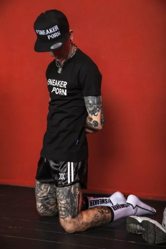 Sneakerporn Sk8erboy – stílusos fehér sportszárú zokni