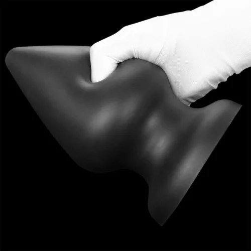 Plug Ikonyk Noir L – prémium, fekete anális izgató 10 x 6,5 cm