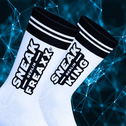 Sneak King – prémium fehér-fekete zokni