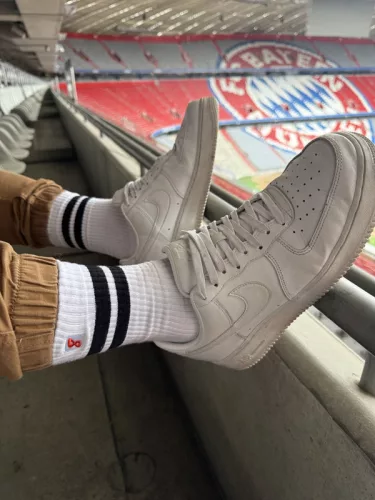 Retro Sk8erboy – fehér zoknik prémium stílusban
