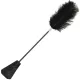 DARKNESS – feketefehér toll ostor 56 cm