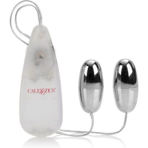 CALEXOTICS – vibráló ezüst golyók páros élvezetekhez