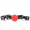 KINK – légáteresztő 4 cm gumi labda, állítható pánttal