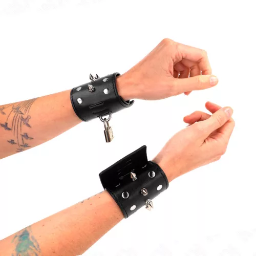 KINK - tüskés csuklóbilincsek, prémium élvezetért