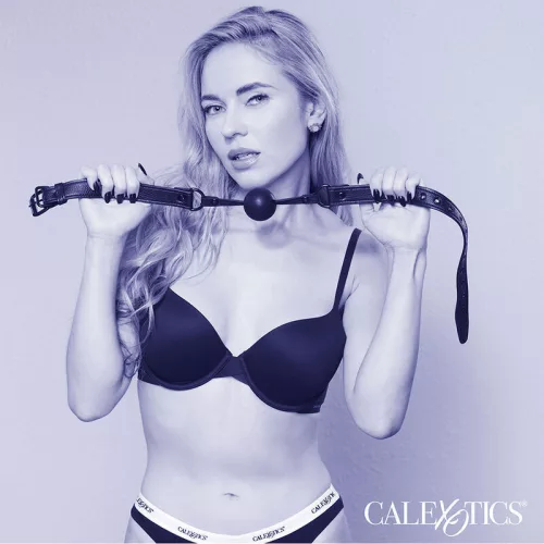 CalExotics – prémium szilikon ball gag fekete színben