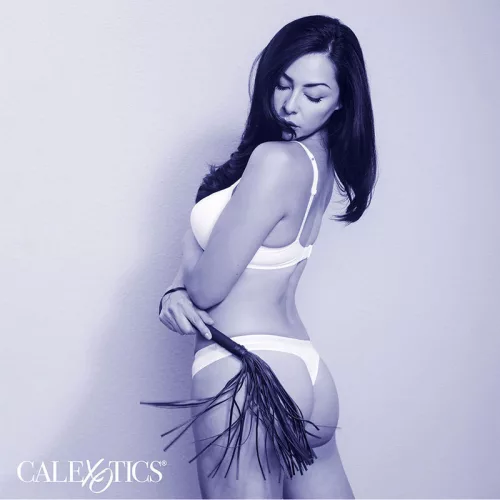 CALEXOTICS - bőrból készült éjszakai ostor