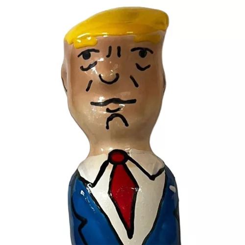 Condomerie Grumpy Trump kézzel festett díszóvszer