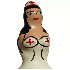 Condomerie fekete hajú nővér kézzel festett díszóvszer