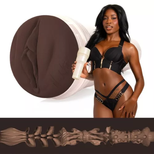 Fleshlight Nicole Kitt Purrrrrfection maszturbátor - vagina